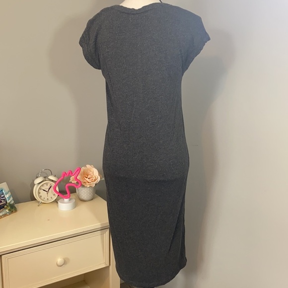 Madewell Gray V Neck Casual Minimalist Dress - Picture 4 of 5